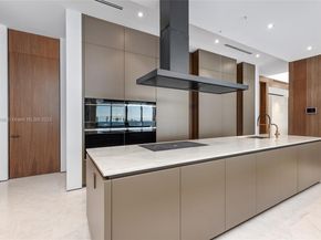 11404 N Bayshore Dr, North Miami FL 33181