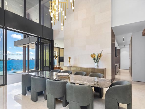 11404 N Bayshore Dr, North Miami FL 33181