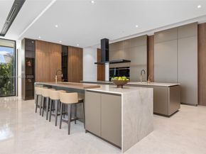 11404 N Bayshore Dr, North Miami FL 33181