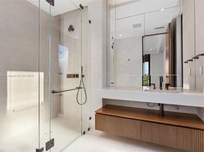 11404 N Bayshore Dr, North Miami FL 33181