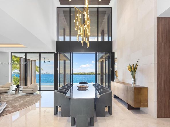 11404 N Bayshore Dr, North Miami FL 33181