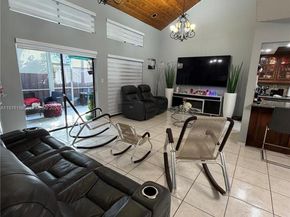 8408 NW 8th St 8408, Miami FL 33126