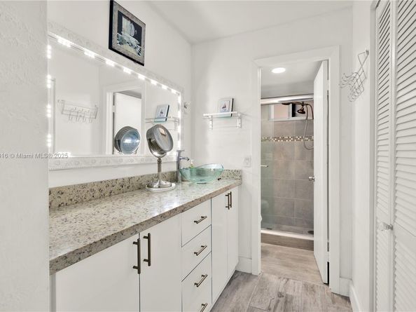 7850 Byron Ave 702, Miami Beach FL 33141