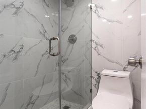 854 NW 87th Ave 504, Miami FL 33172