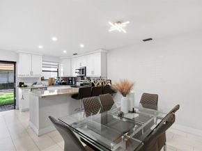 3400 Emerald Oaks Dr 801, Hollywood FL 33021