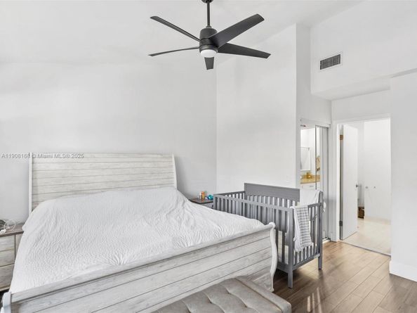 3400 Emerald Oaks Dr 801, Hollywood FL 33021