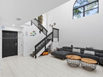 3400 Emerald Oaks Dr