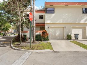3400 Emerald Oaks Dr 801, Hollywood FL 33021
