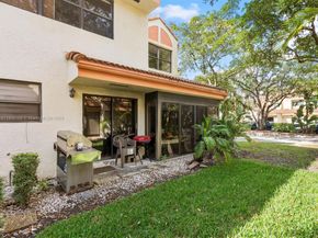 3400 Emerald Oaks Dr 801, Hollywood FL 33021
