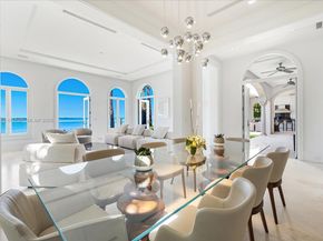 4340 N Bay Rd, Miami Beach FL 33140