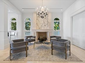 4340 N Bay Rd, Miami Beach FL 33140