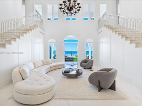 4340 N Bay Rd, Miami Beach FL 33140