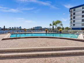 16570 NE 26th Ave 3A, North Miami Beach FL 33160