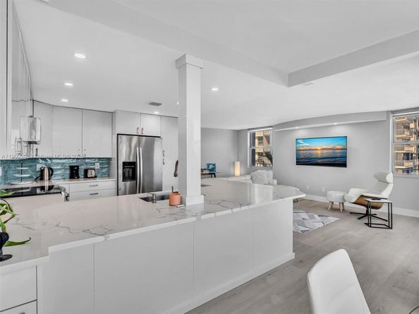 16570 NE 26th Ave 3A, North Miami Beach FL 33160