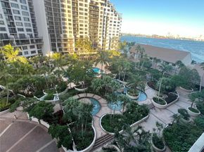 520 Brickell Key Dr A900, Miami FL 33131