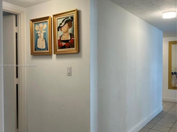 520 Brickell Key Dr A900, Miami FL 33131