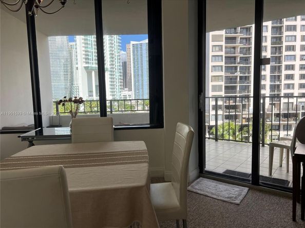 520 Brickell Key Dr A900, Miami FL 33131