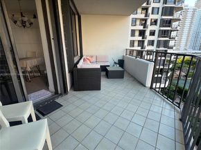 520 Brickell Key Dr A900, Miami FL 33131