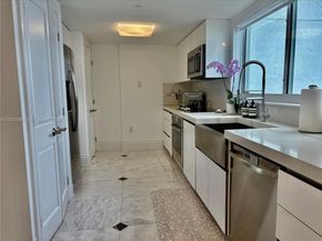 1800 N Bayshore Dr 1801, Miami FL 33132