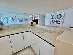 1800 N Bayshore Dr 1801, Miami FL 33132