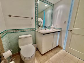 1800 N Bayshore Dr 1801, Miami FL 33132