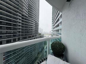 1800 N Bayshore Dr 1801, Miami FL 33132