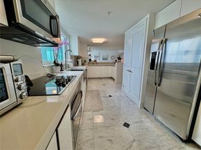 1800 N Bayshore Dr 1801, Miami FL 33132