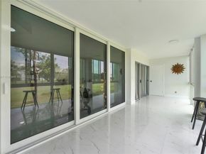 3661 Via Poinciana 206, Lake Worth FL 33467