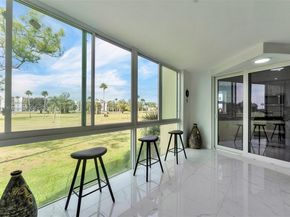 3661 Via Poinciana 206, Lake Worth FL 33467