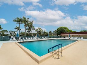 3661 Via Poinciana 206, Lake Worth FL 33467