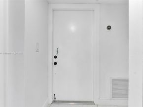 3661 Via Poinciana 206, Lake Worth FL 33467