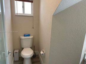 4481 NW 163rd St, Miami Gardens FL 33054