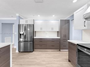 13210 SW 21st St, Miami FL 33175