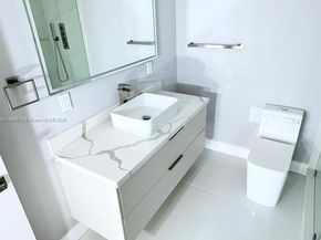 20379 W Country Club Dr 1233, Aventura FL 33180