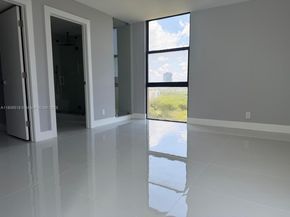 20379 W Country Club Dr 1233, Aventura FL 33180