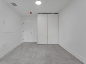 521 NW 33rd Ave, Miami FL 33125