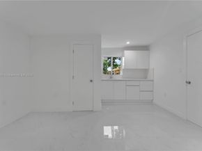 521 NW 33rd Ave, Miami FL 33125