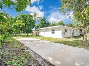 521 NW 33rd Ave, Miami FL 33125