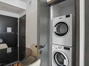 398 NE 5th St 4410, Miami FL 33132