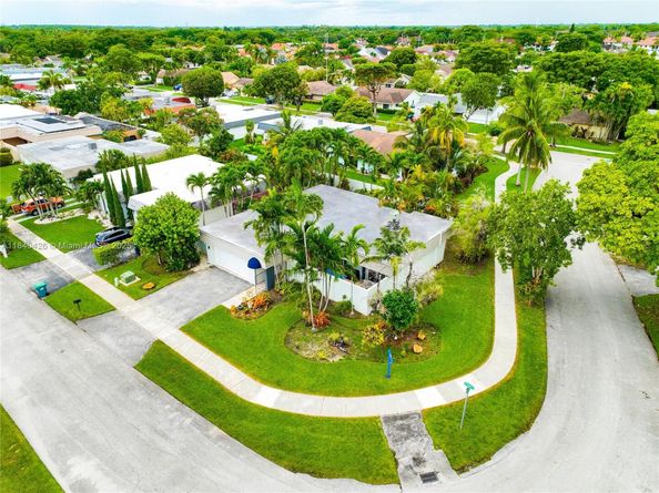 9614 SW 134th Ct, Miami FL 33186
