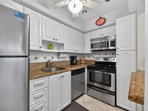 1308 Bayview Dr 2B, Fort Lauderdale FL 33304