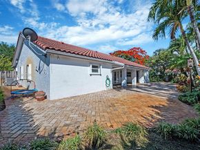 15327 SW 55th Ter, Miami FL 33185