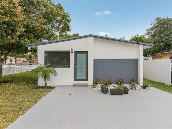 290 NE 171st Ter, North Miami Beach FL 33162