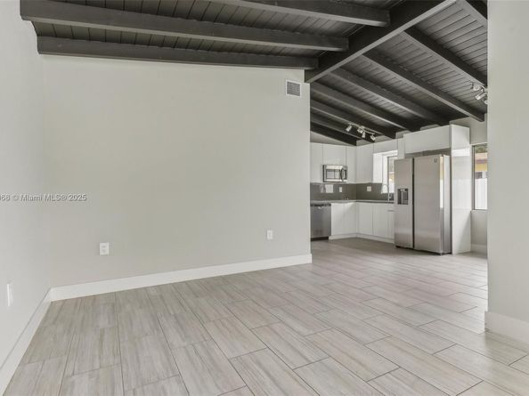 290 NE 171st Ter, North Miami Beach FL 33162