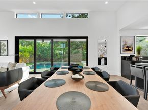 530 NW 41st St, Miami FL 33127