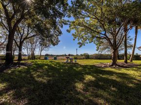 11700 SW 2nd St 13202, Pembroke Pines FL 33025