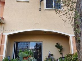 6407 Catalina Ln 6407, Tamarac FL 33321
