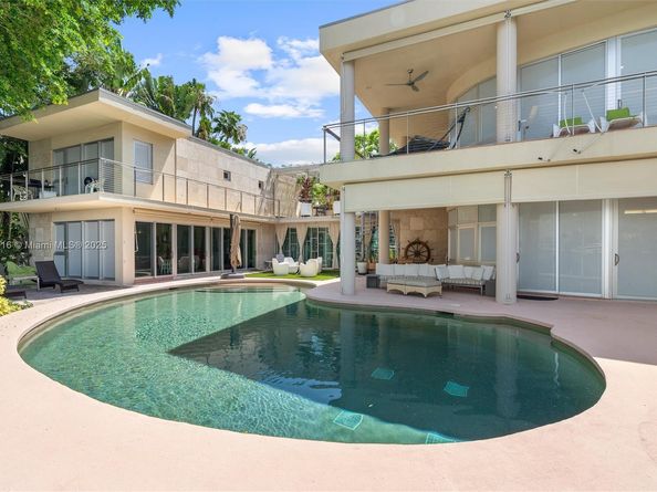 2500 Mercedes Dr, Fort Lauderdale FL 33316