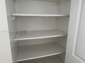 4372 W 11th Ln 30, Hialeah FL 33012