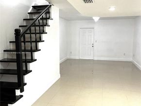 4372 W 11th Ln 30, Hialeah FL 33012